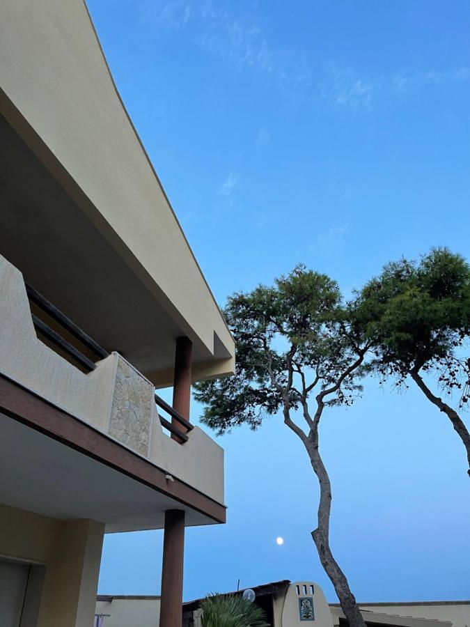 Villa Italia Taranto Bagian luar foto